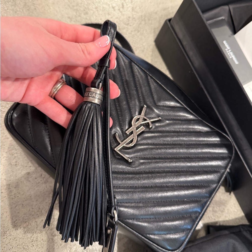 Saint Laurent Crossbody - Picture 2 of 11